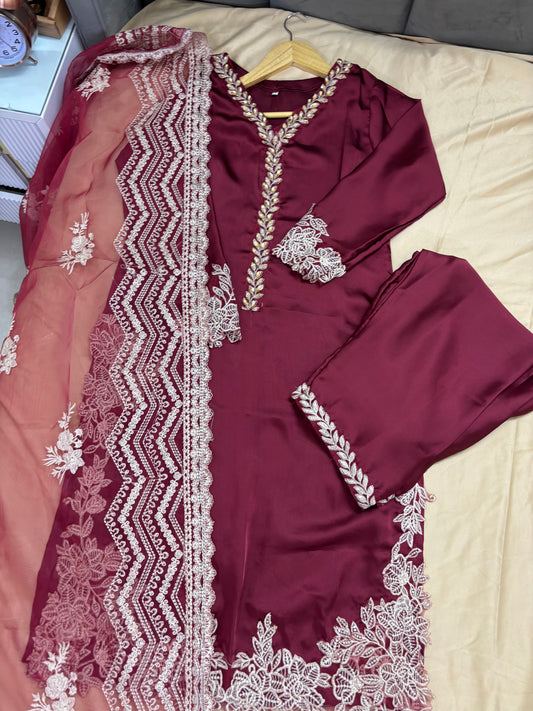 Crimson Aura — Embroidered Luxury 3-Piece Set